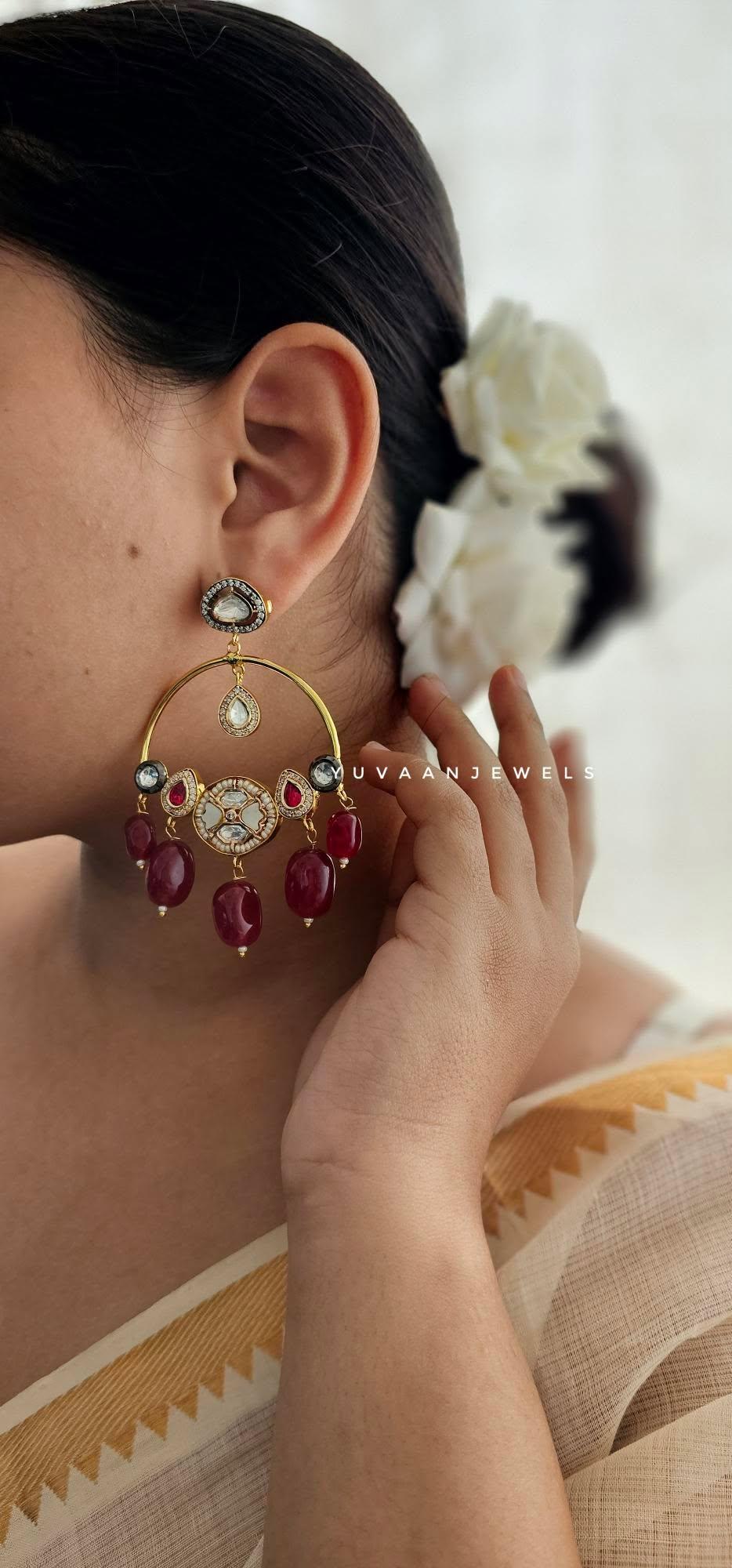 Zev baroque pearl chaandbali