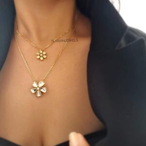 Afsa twin delicate necklace with earrings