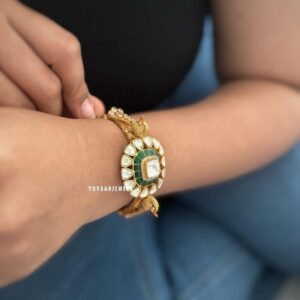 Advika openable kada