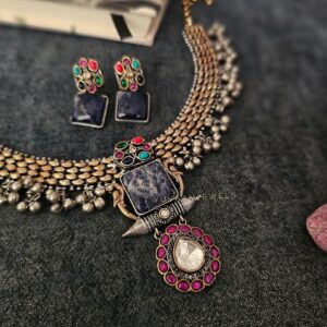 Aakash Handcarved Necklace