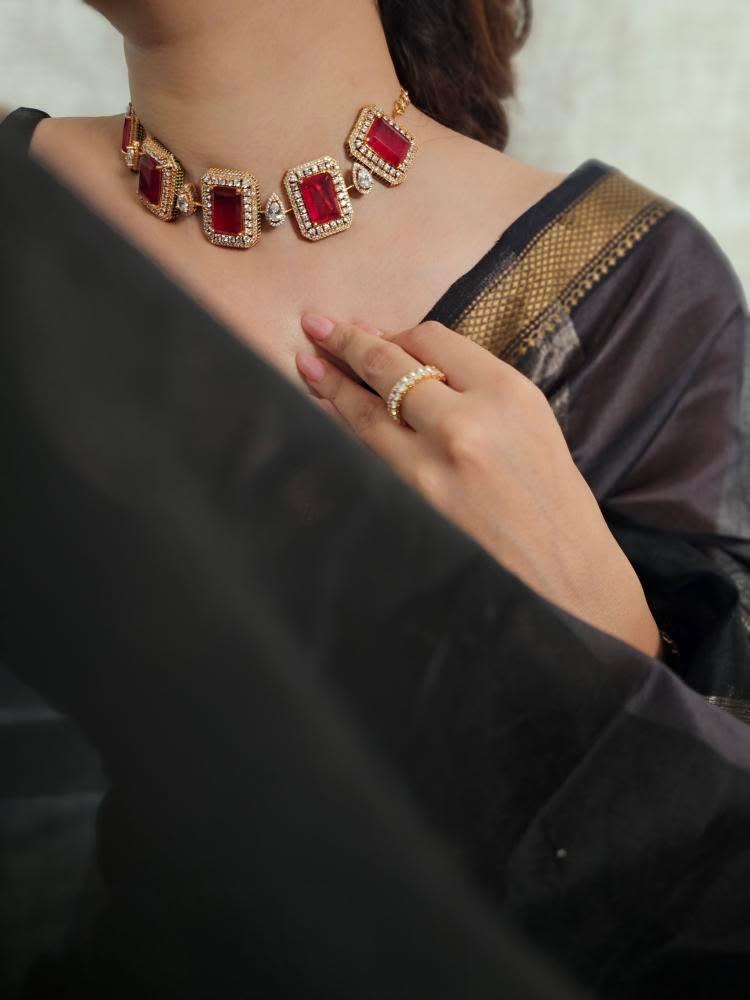 Abidah quartz choker - Image 3