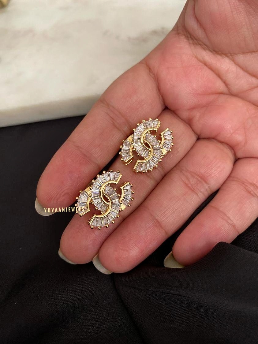 Hazel Gold studs - Image 6