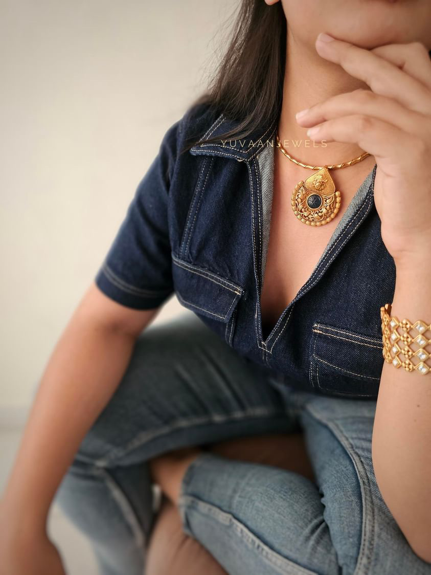 Nisaar Handcrafted Hasli - Image 14