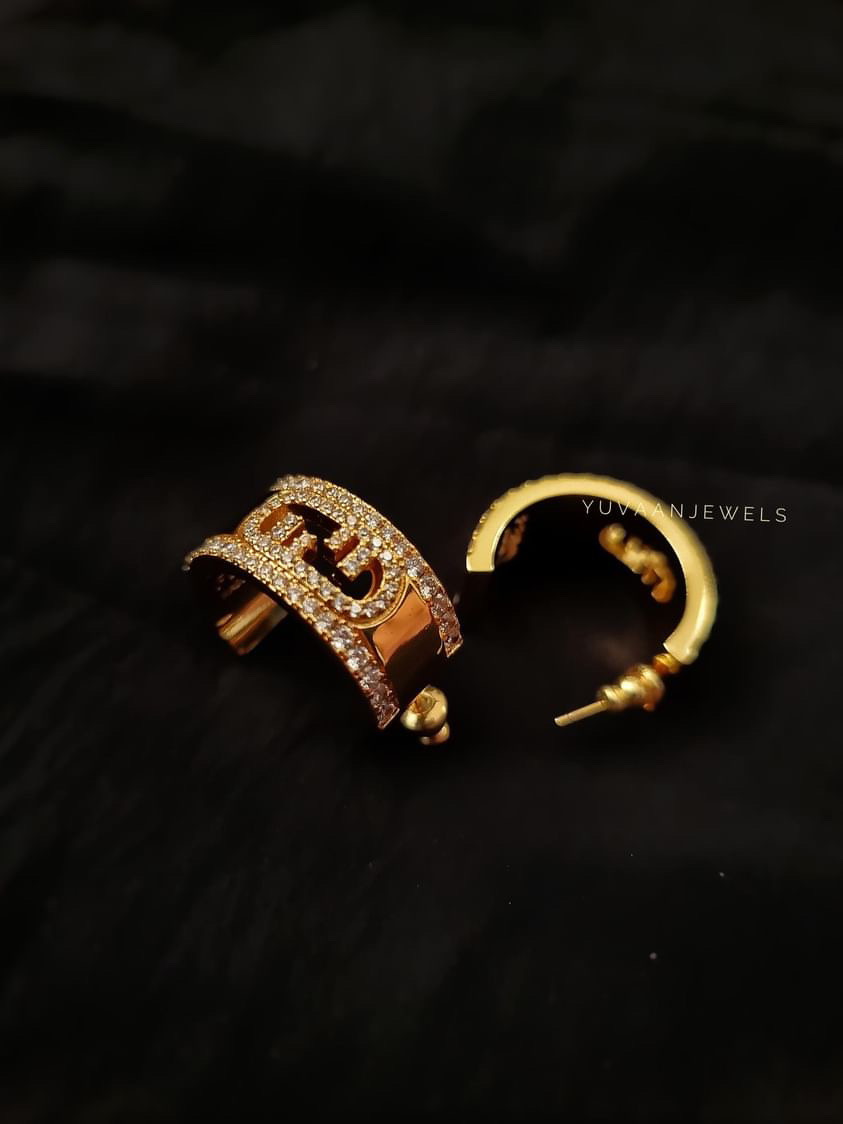 Amy gold hoop earrings