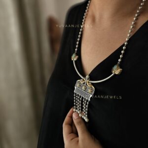 Ruhr handcrafted necklace