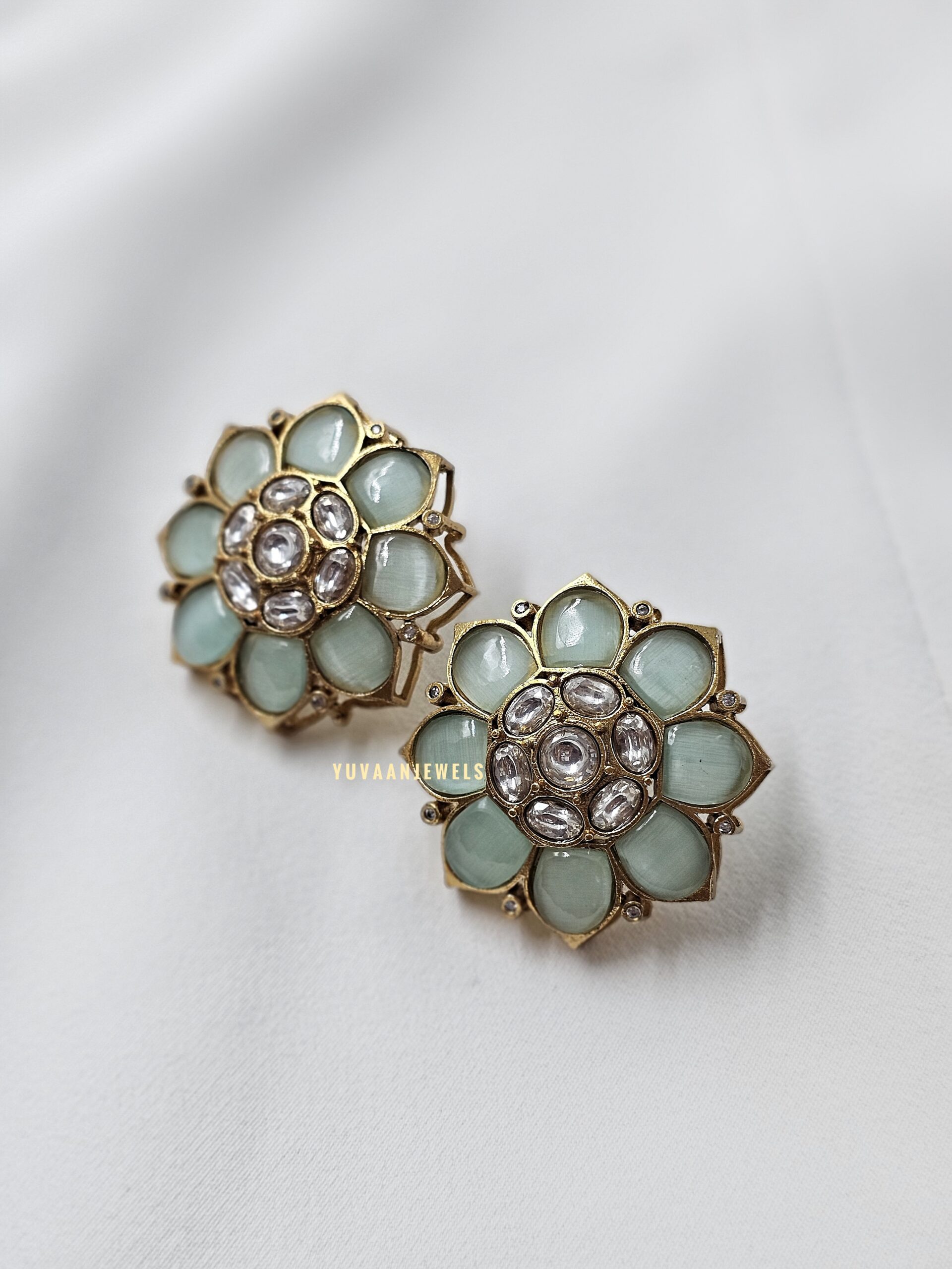 Avantika polki studs - Image 7