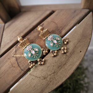 Avan handcrafted earings