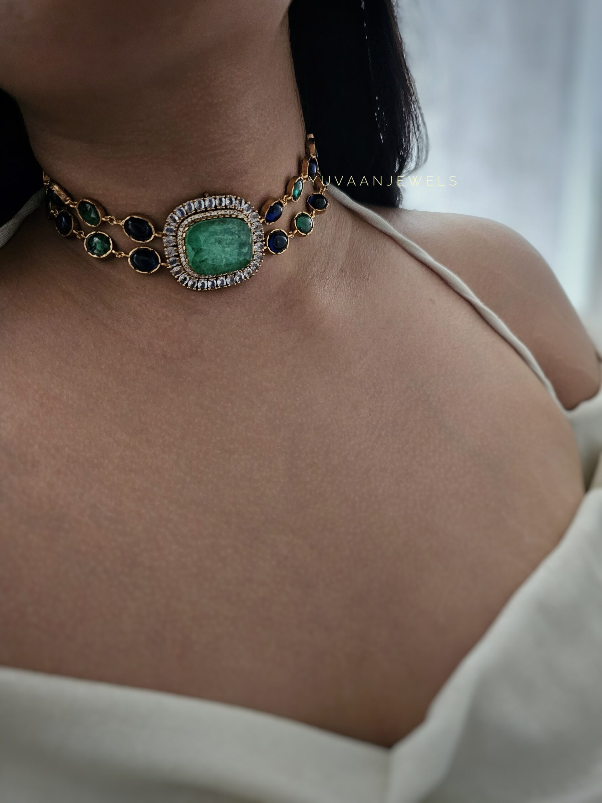 Jaini quartz and polki choker