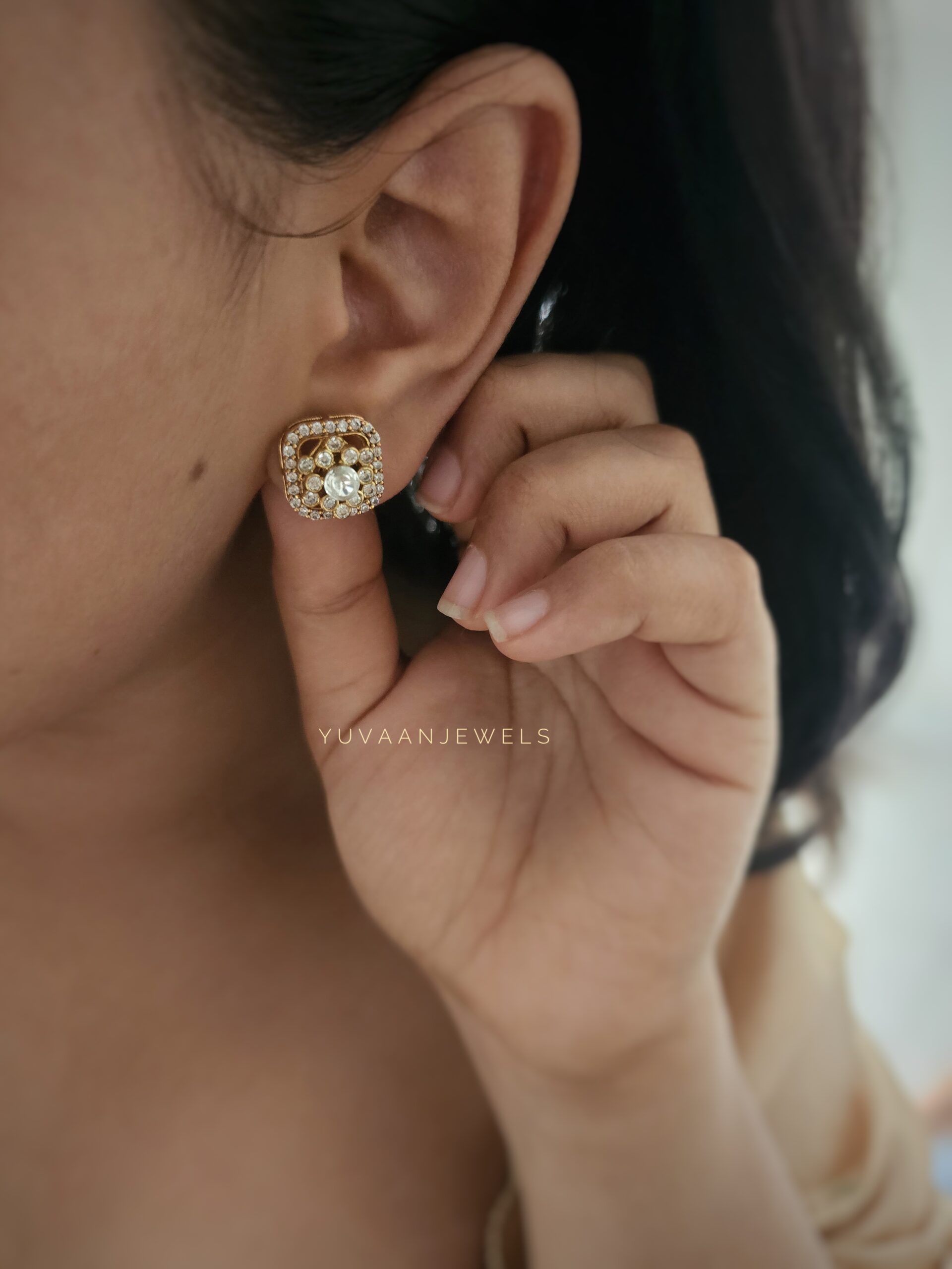 Ravi polki delicate studs - Image 2