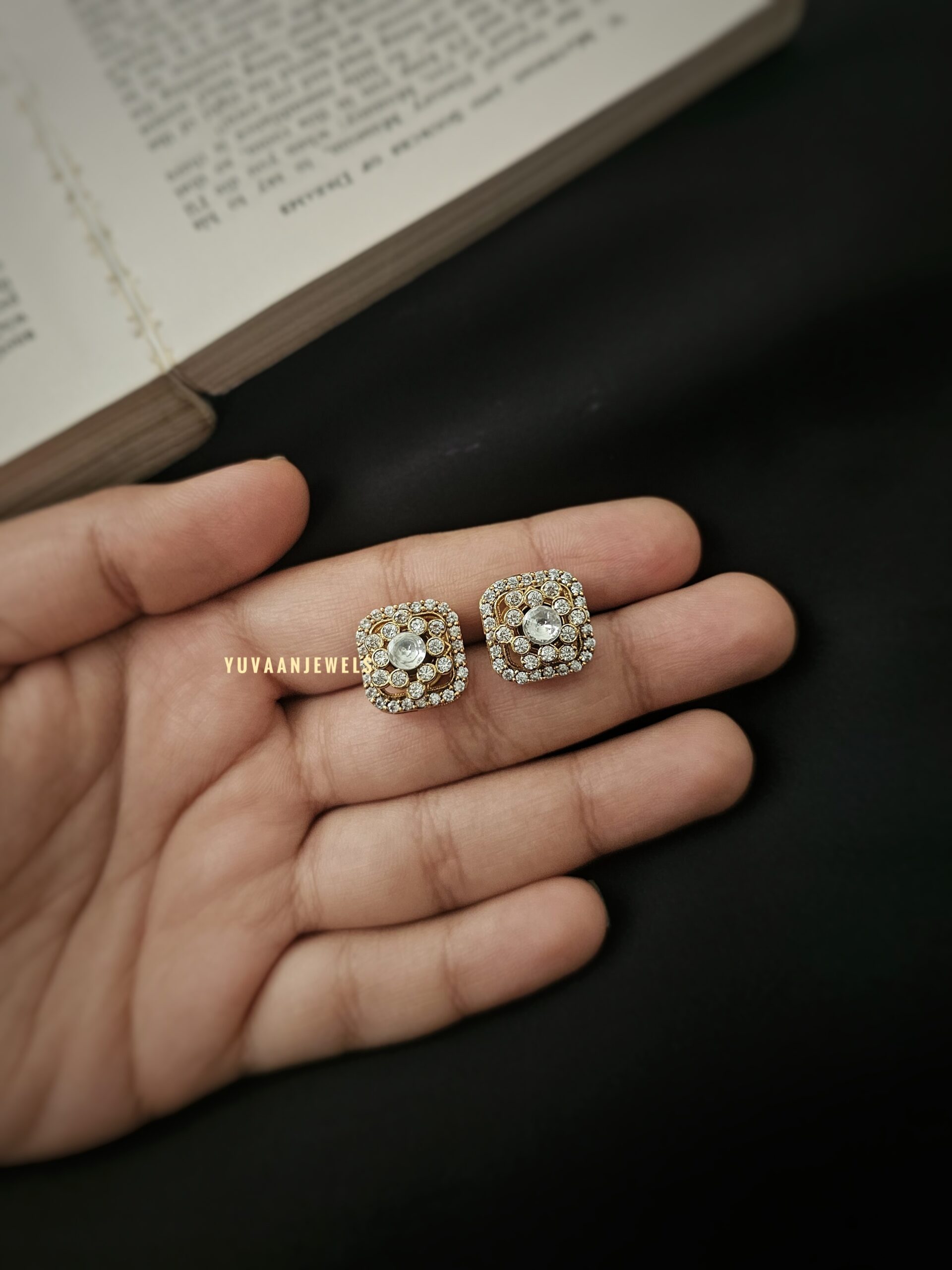 Ravi polki delicate studs - Image 5