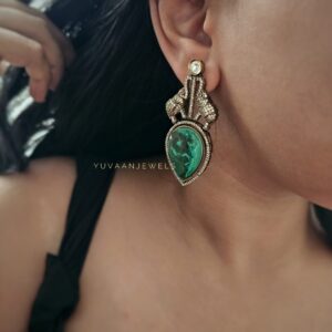 Orphic handcrafted Quartz earings
