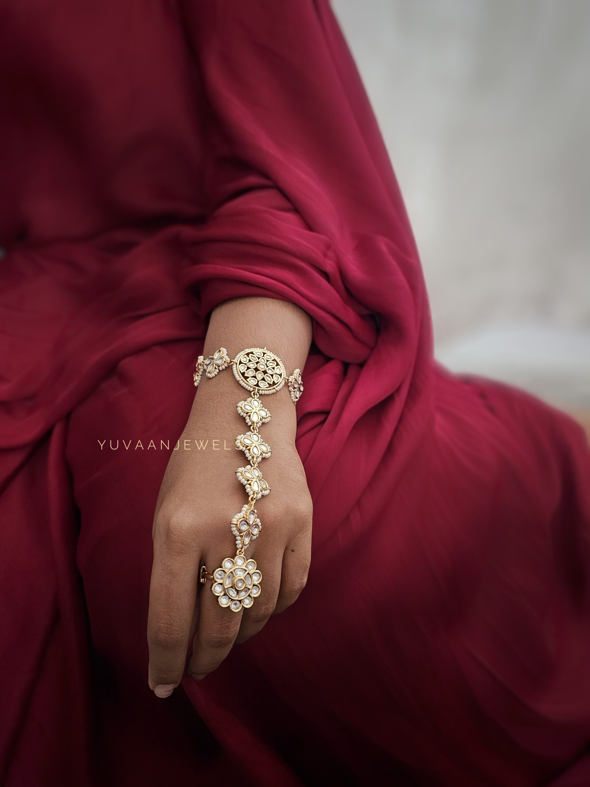 Saima polki hathpaan