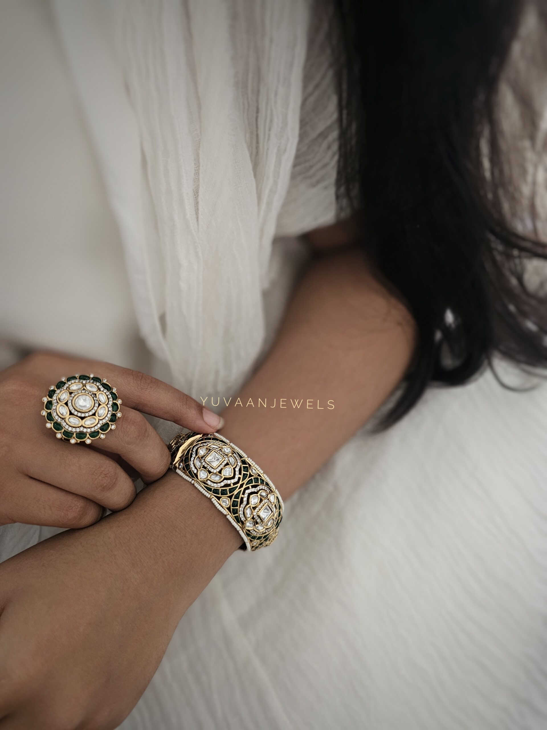 Vasu Handcarved polki openable kada