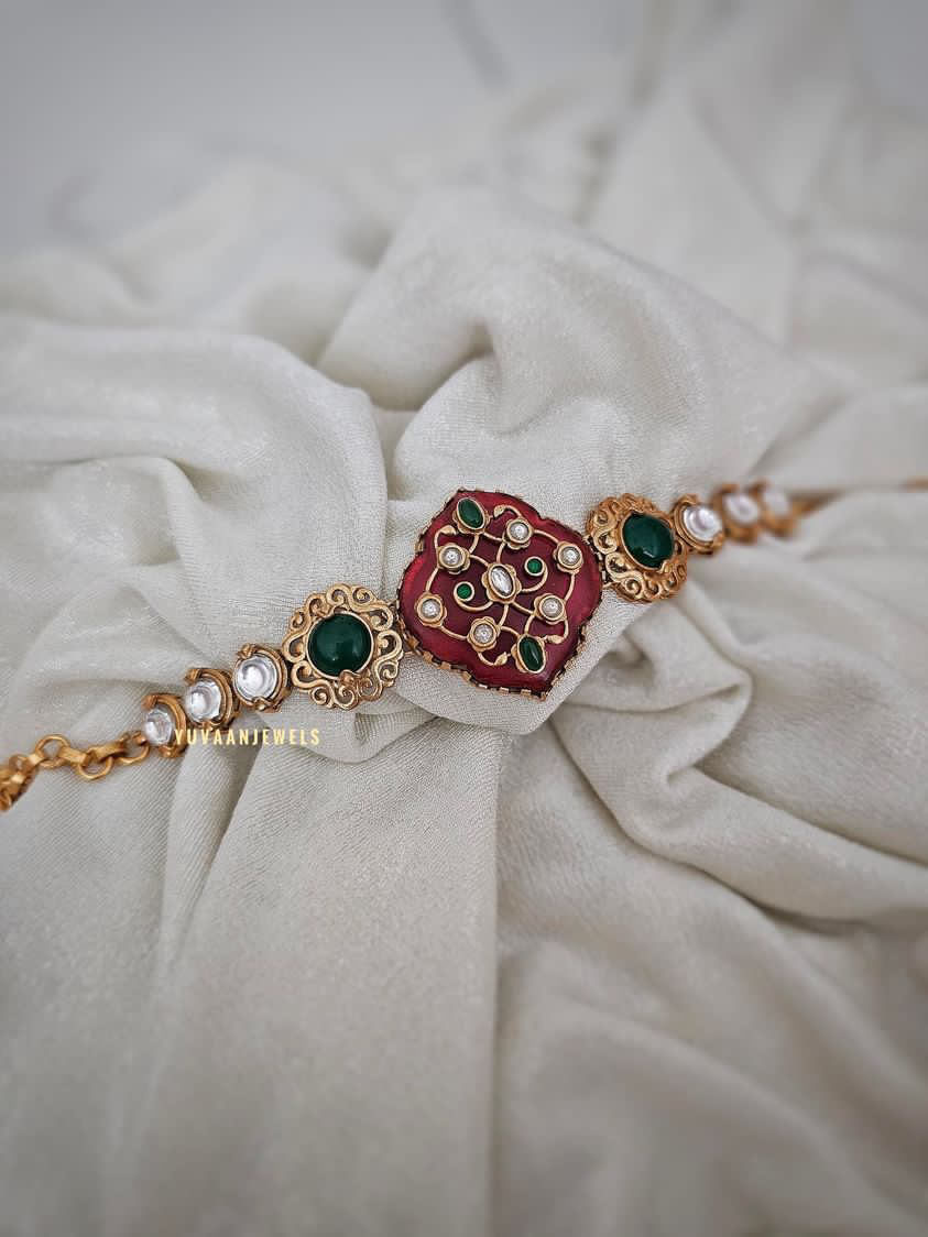 Surkh Gold Choker - Image 6