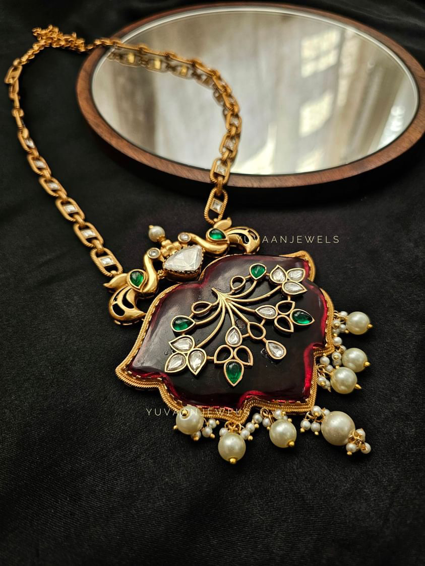 Amreeta Handcrafted Necklace - Image 4