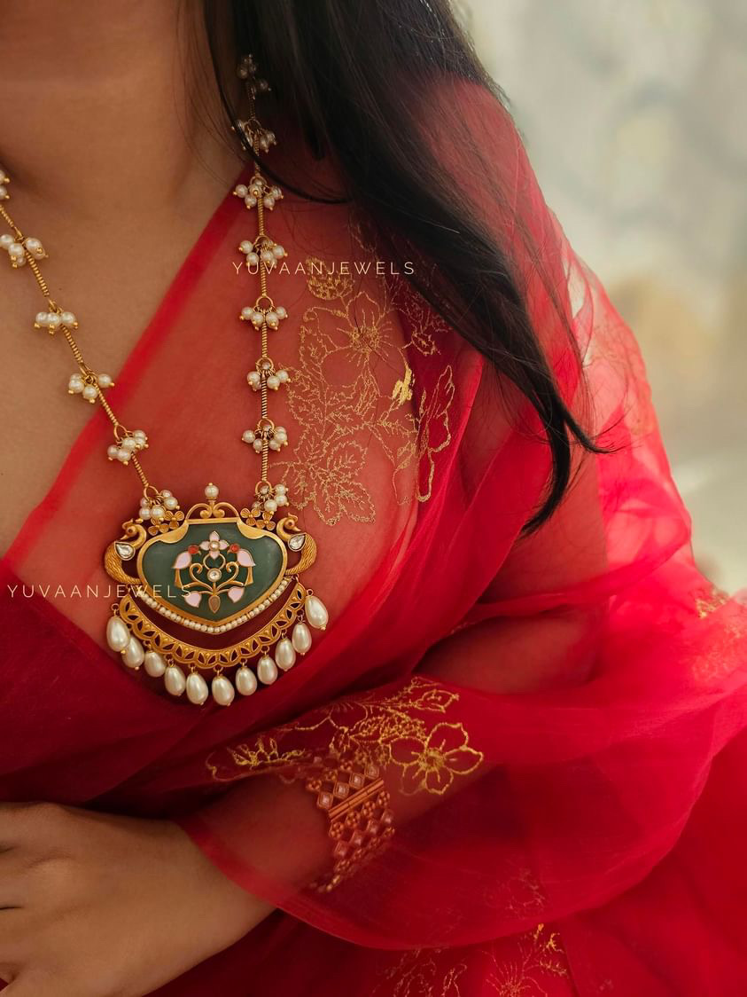 Ruslaan Long Handcrafted Necklace - Image 5