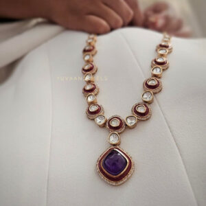 Nargis Quartz Necklace