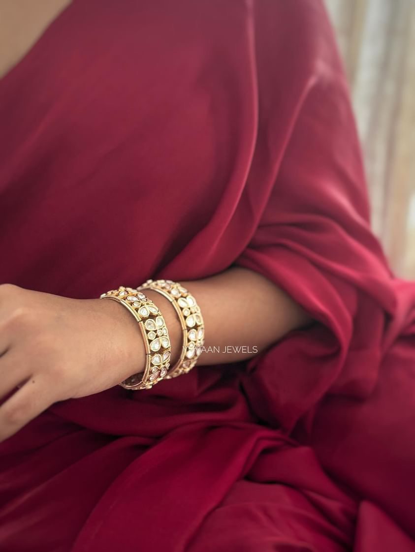 Palak stretchable polki bangles