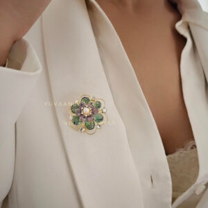 Natures kiss Floral Brooch pin