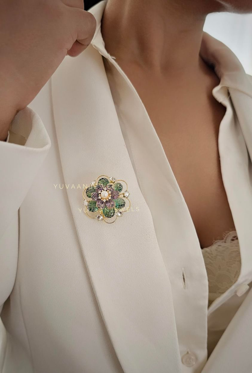 Natures kiss Floral Brooch pin