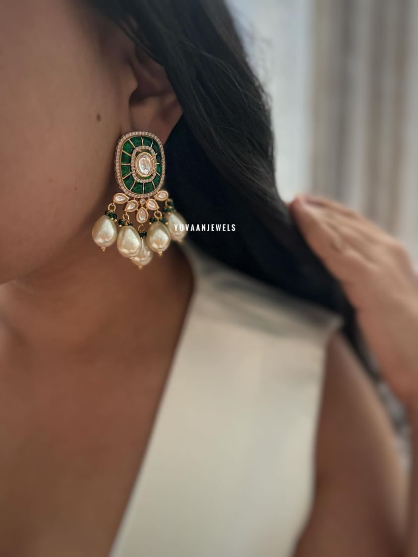 Ispita polki Pearl drop earrings