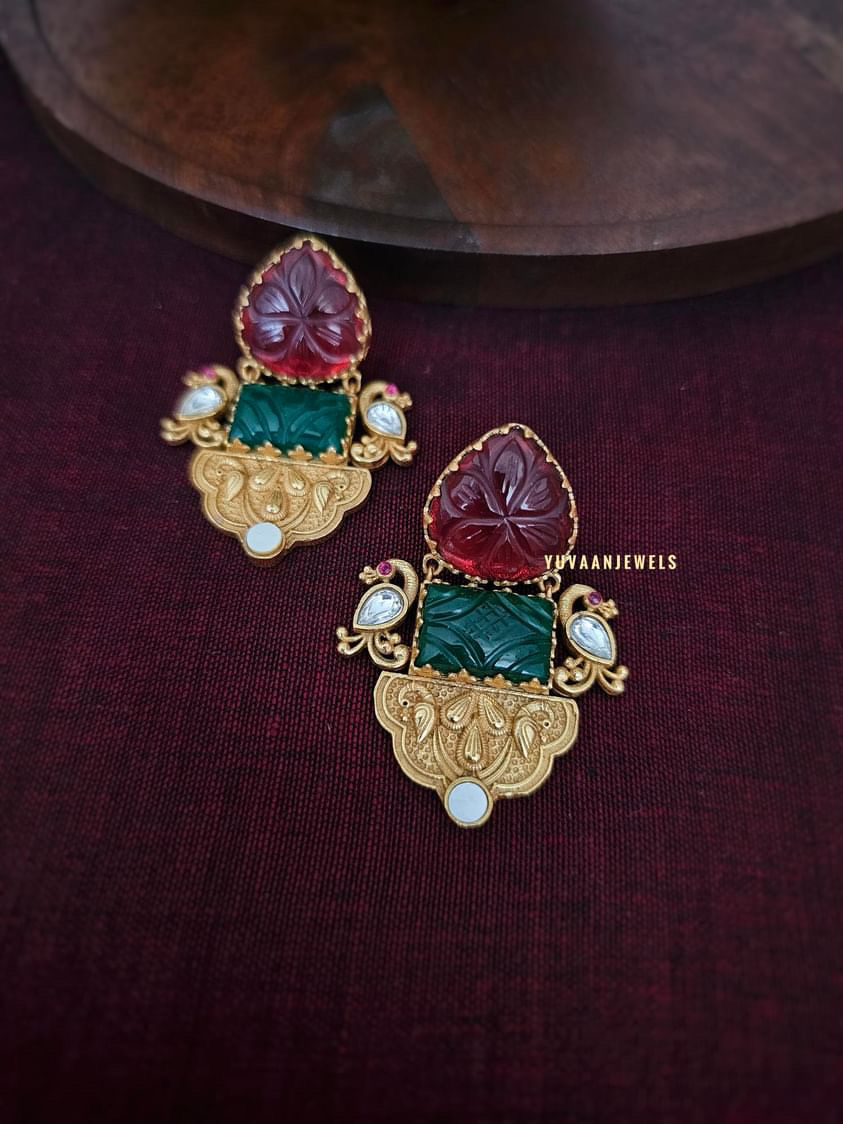 Meera handcrafted necklace - Image 4