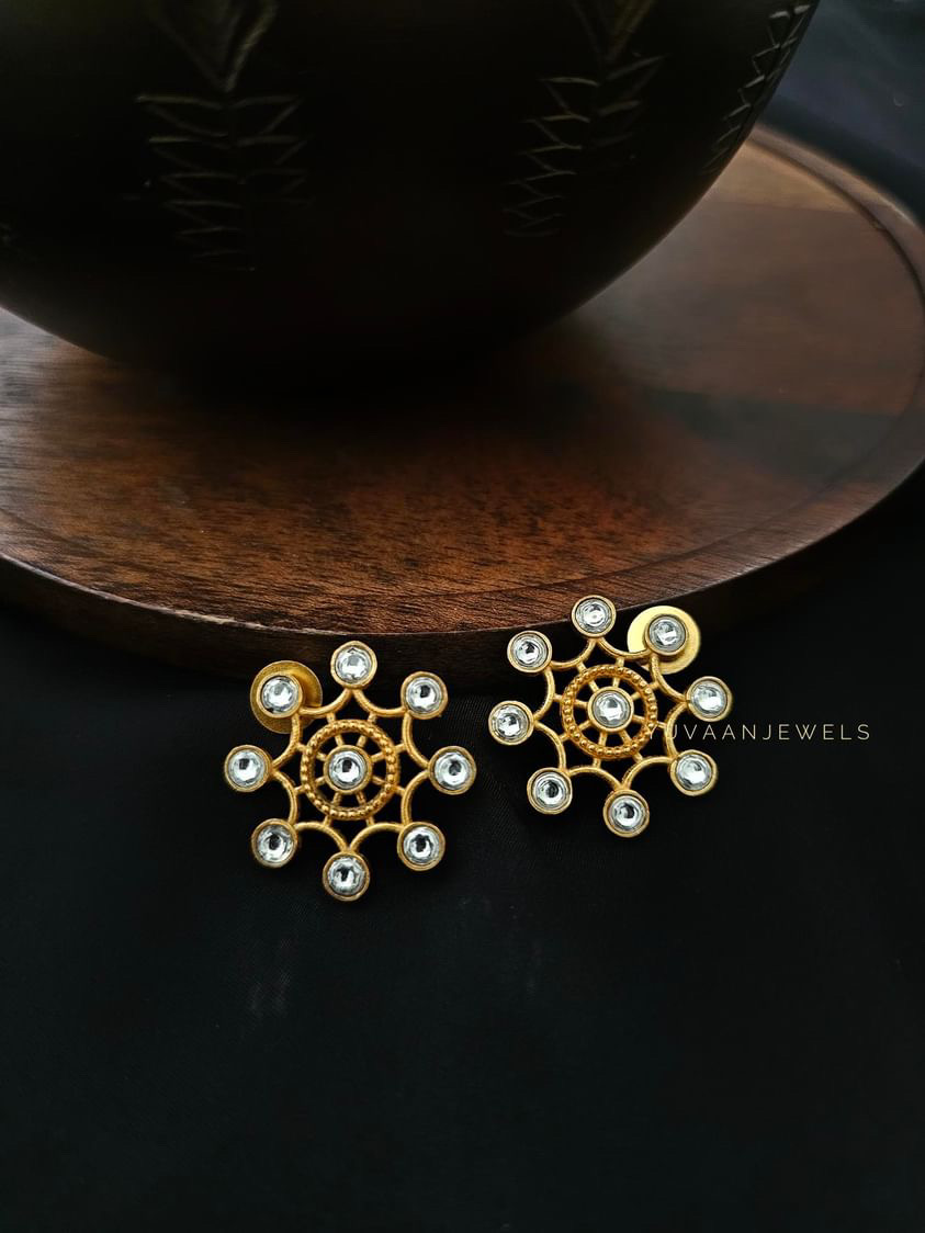 Vedika handcrafted necklace - Image 10