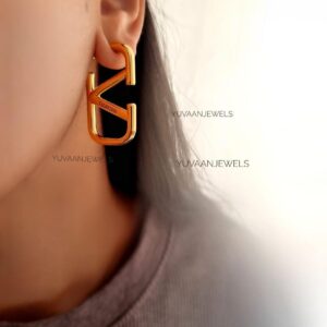 V gold plated hoop earrings