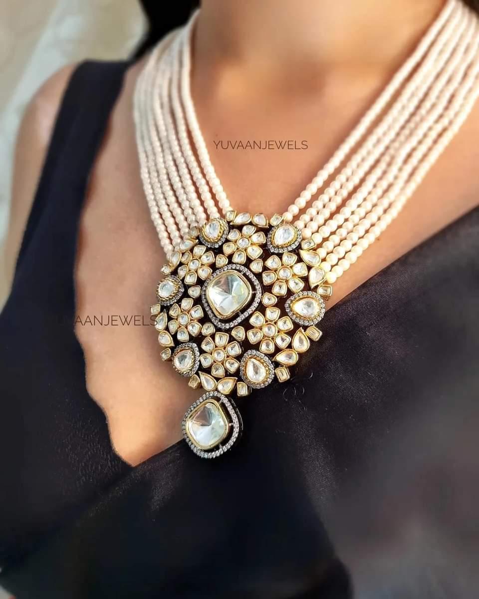 SRISHTI PEARL NECKLACE - Image 3