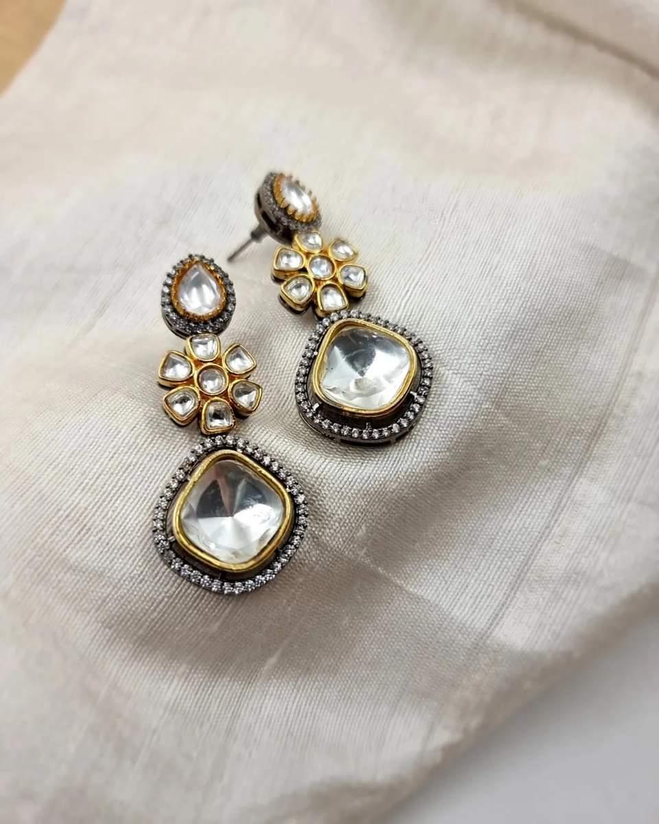 SRISHTI PEARL NECKLACE - Image 4