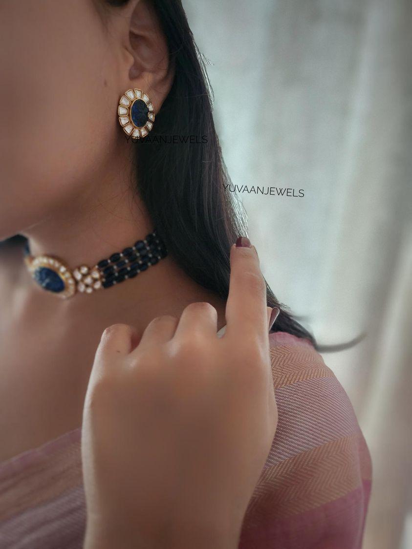 Nigaah Handcarved Pearl Choker