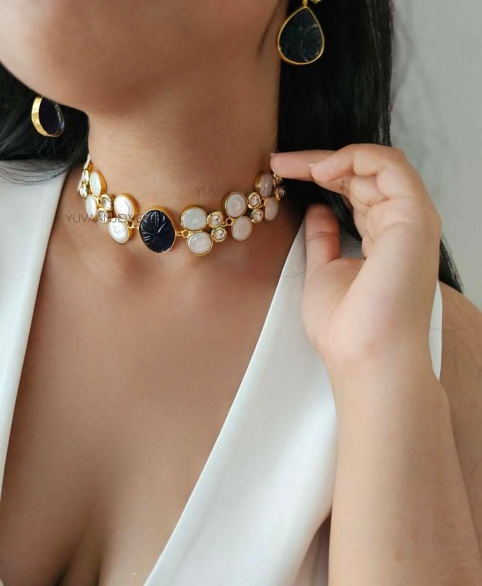 Dastaan-e-musafir choker