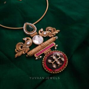 Mrinal hasli Necklace