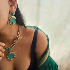 Ratnaa handcrafted necklace