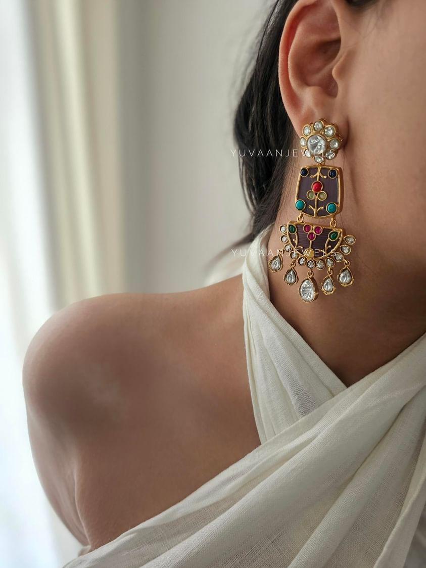 Sarangi quartz earrings