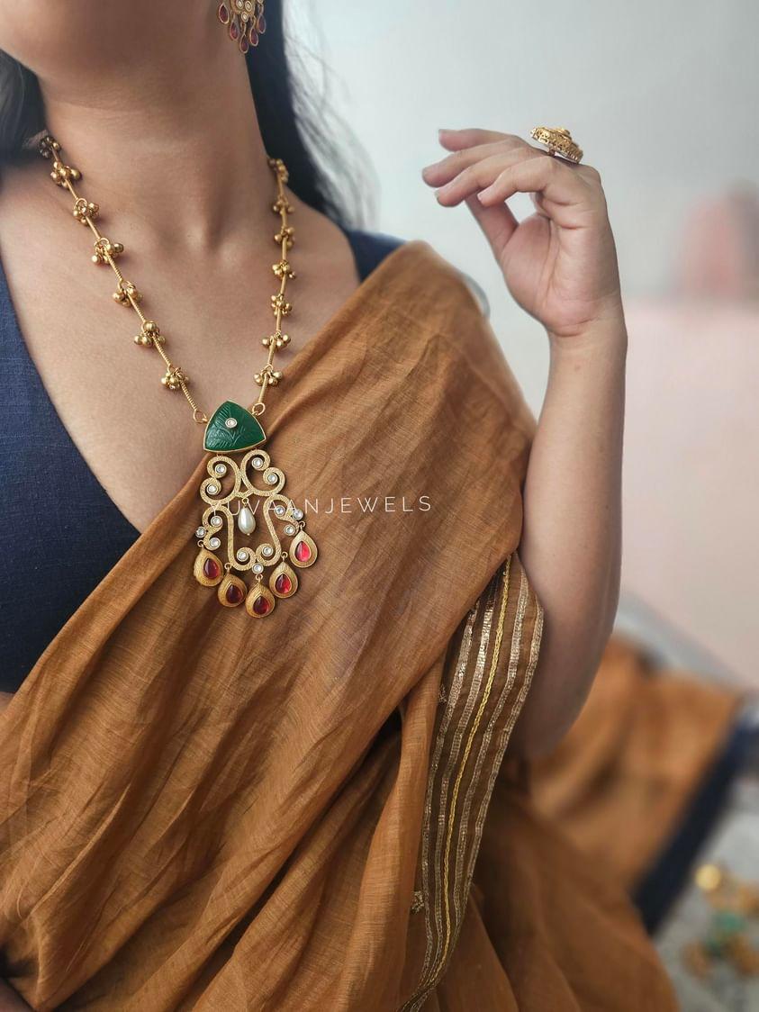 Seara Long handcrafted necklace