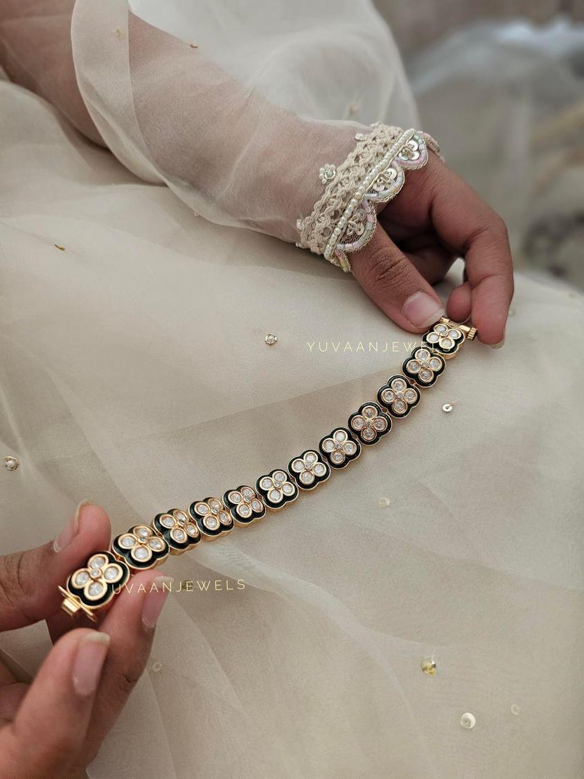 Meraki Openable bracelet