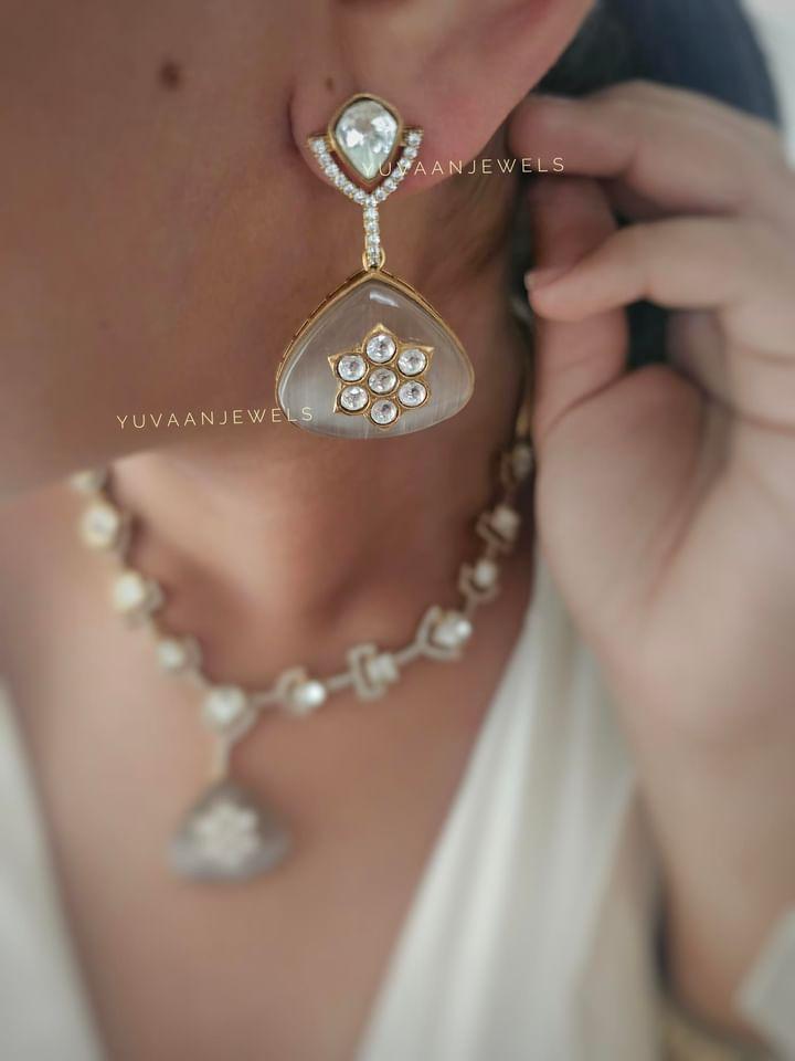 Luna handcrafted polki