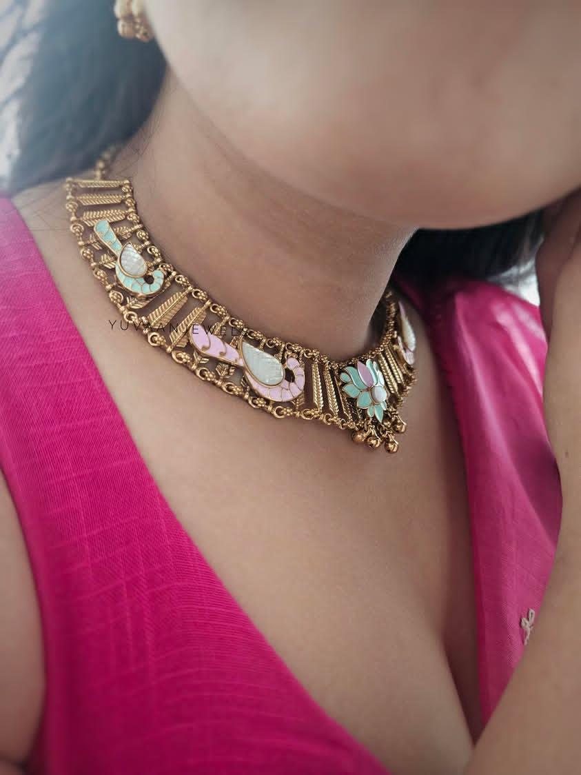 Baugh handcarved necklace - Image 12