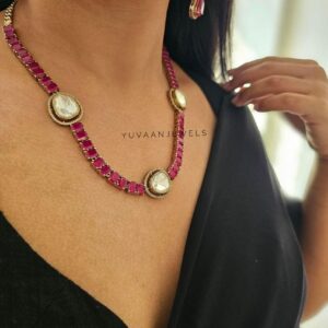 Madhu necklace