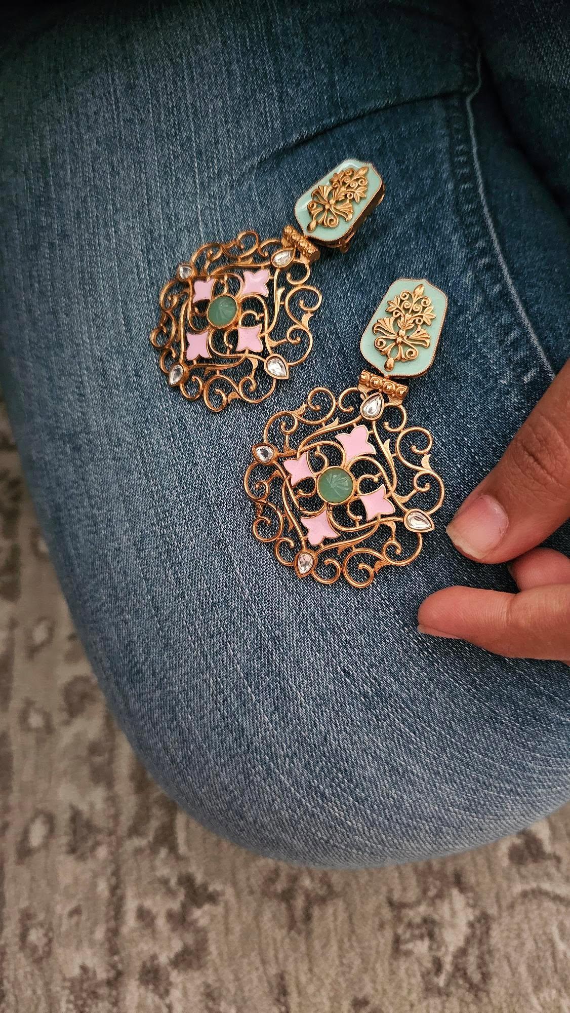 Amiara delicate chaandbaali with Kaan Chain - Image 6