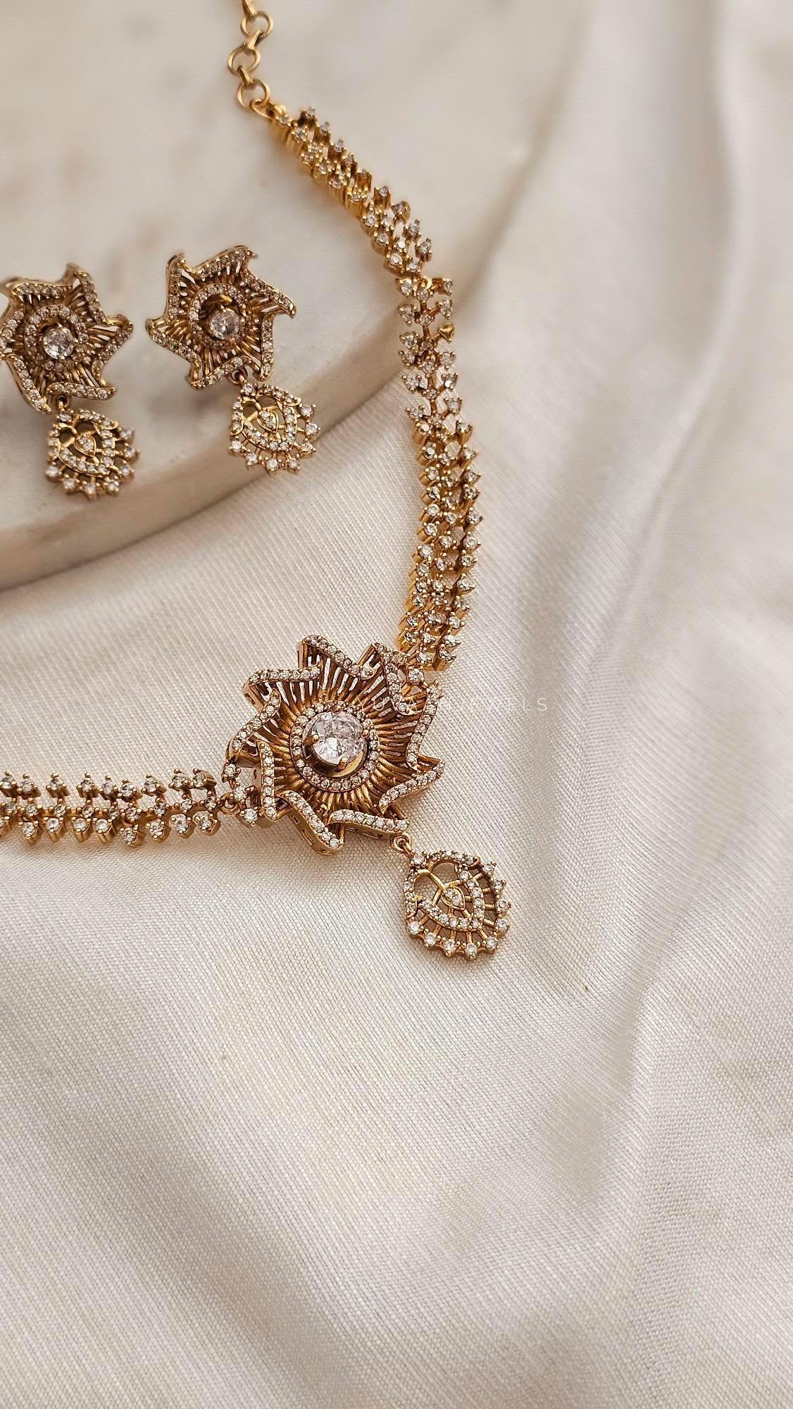 Feeha Interchangeable Stone Choker - Image 14