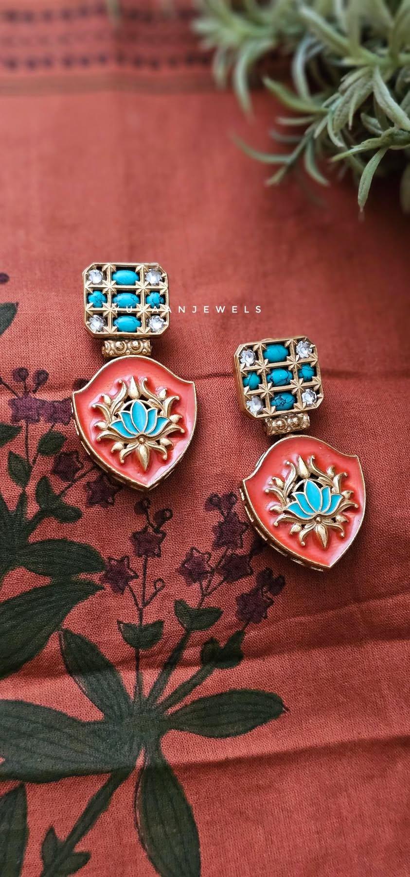 Farah handcrafted earring - Image 7