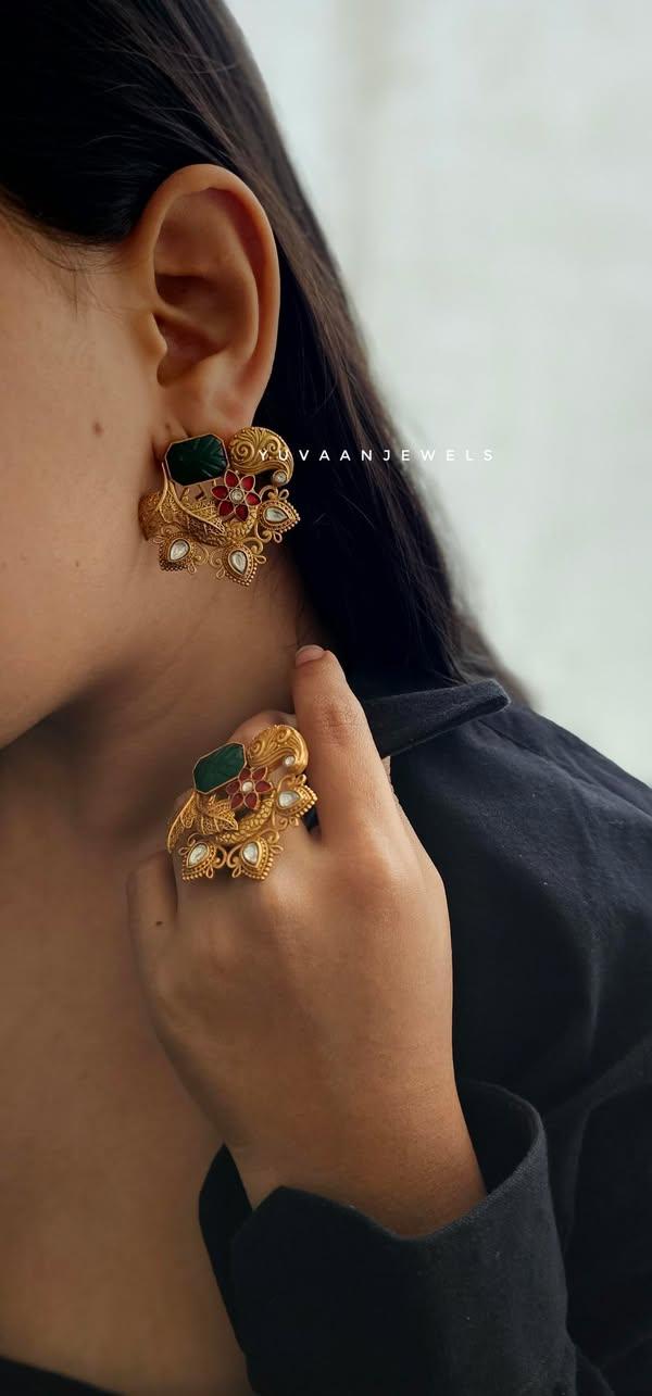 Vayna studs - Image 6