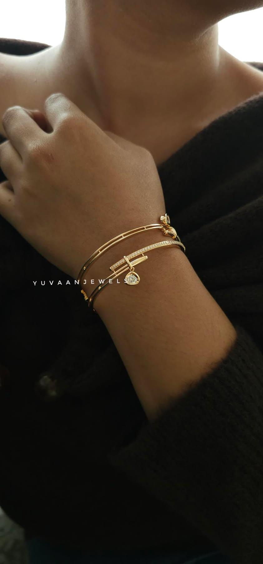 Cleo gold plated bangles