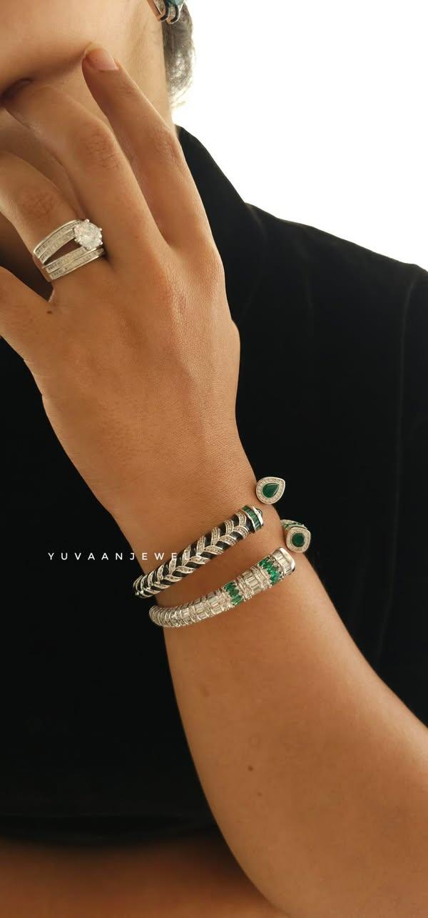 Lyra solitaire ring - Image 7