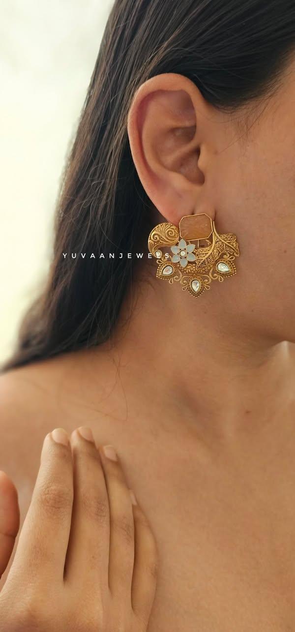 Vayna Studs - Image 3