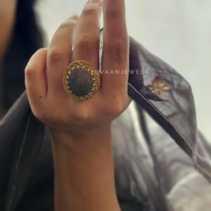 Raya handcrafted ring (Oval)