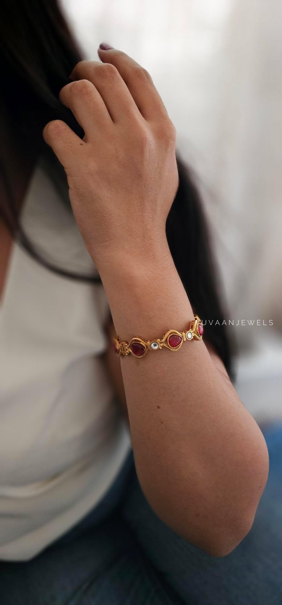 Dhitya openable bangles