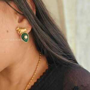 Neeladri long necklace